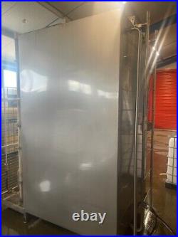 4000 ltrs insulated stainless steel tank Used previously for holding hot water