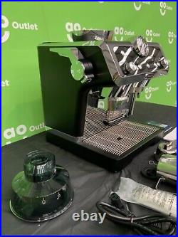 De'Longhi Espresso Coffee Machine Stainless Steel/Black EC9355. BM #LF50593