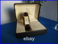 HAMILTON Ardmore 6278 Smoseco quartz wrist watch. Boxed, tank style, curved