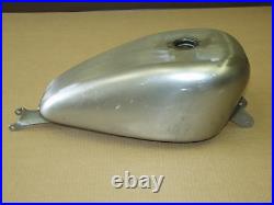 LARGE GAS TANK KING FOR HARLEY SPORTSTER XL 3.2G 2007 & UP with EFI