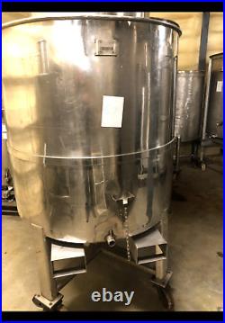 Stainless Steel Tanks and Vessels 1100-1200 Litres