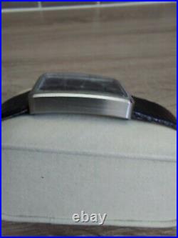 Universal Geneve Rare Tank Shape Curvex Wristwatch in Superb Condition