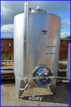 Velo Stainless steel tank vessel 2000 litres SUPERB CONDITION