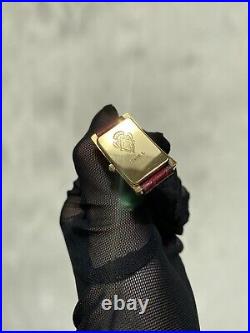 Vintage Gucci 2600L Gold Plated Ladies Rectangle Tank Watch Working
